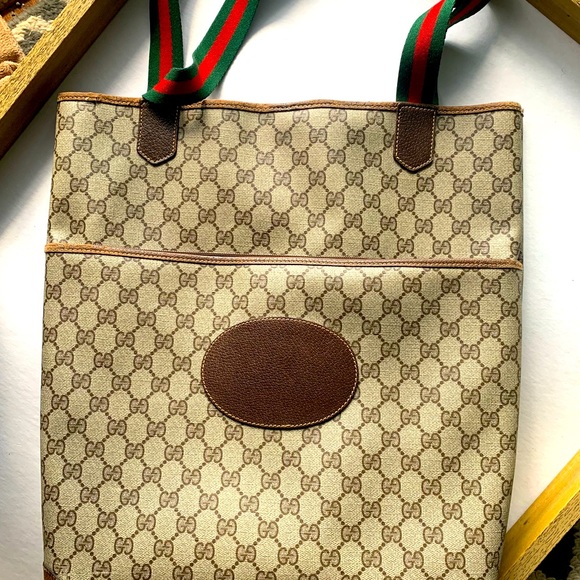 SOLD‼️ Authentic Gucci Vintage Shopper Tote. Gucci Logo w/ red & green straps. - Picture 4 of 4